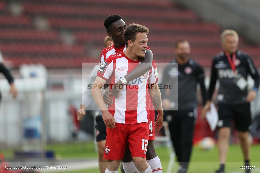 Frnak Ronstadt, Patrick Sontheimer, FLYERALARM Arena, Würzburg, 16.06.2020, DFB, sport, action, Fussball, Juni 2020, 3. Liga, 1. FC Kaiserslautern, FC Würzburger Kickers - Bild-ID: 2275657