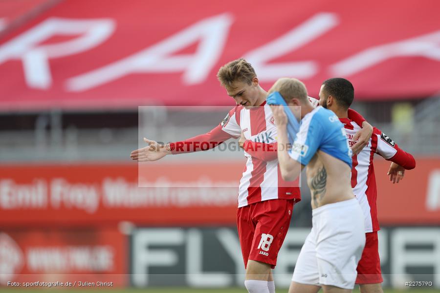 Clemens Schoppenhauer, Maximilian Breunig, FLYERALARM Arena, Würzburg, 19.06.2020, DFB, sport, action, Fussball, Juni 2020, 3. Liga, Chemnitzer FC, FC Würzburger Kickers - Bild-ID: 2275790