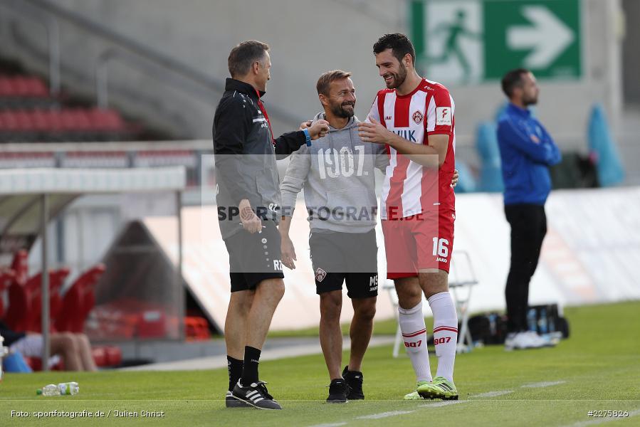 Emotionen, Rainer Zietsch, Michael Schiele, Luca Pfeiffer, FLYERALARM Arena, Würzburg, 19.06.2020, DFB, sport, action, Fussball, Juni 2020, 3. Liga, Chemnitzer FC, FC Würzburger Kickers - Bild-ID: 2275826 Emotionen, Rainer Zietsch, Michael Schiele, Luca Pfeiffer, FLYERALARM Arena, Würzburg, 19.06.2020, DFB, sport, action, Fussball, Juni 2020, 3. Liga, Chemnitzer FC, FC Würzburger Kickers - Bild-ID: 2275826