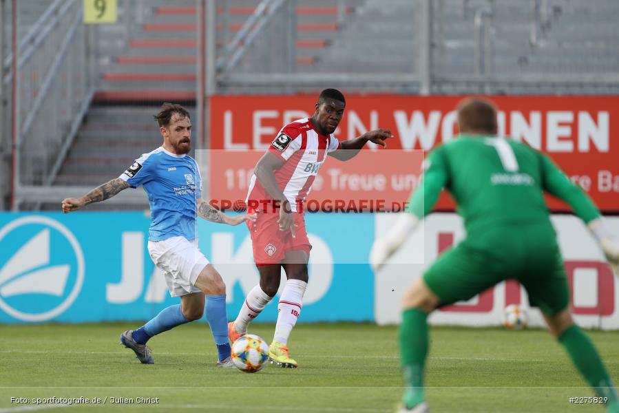 Pascal Itter, Leroy Kwadwo, FLYERALARM Arena, Würzburg, 19.06.2020, DFB, sport, action, Fussball, Juni 2020, 3. Liga, Chemnitzer FC, FC Würzburger Kickers - Bild-ID: 2275829 Pascal Itter, Leroy Kwadwo, FLYERALARM Arena, Würzburg, 19.06.2020, DFB, sport, action, Fussball, Juni 2020, 3. Liga, Chemnitzer FC, FC Würzburger Kickers - Bild-ID: 2275829