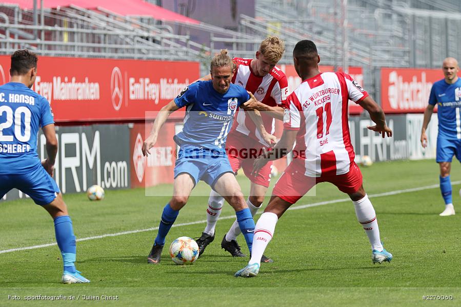 Spielszene, Saliou Sané, Niklas Hoffmann, Kai Bülow, FLYERALARM Arena, Würzburg, 27.06.2020, DFB, sport, action, Fussball, Juni 2020, 3. Liga, FC Hansa Rostock, FC Würzburger Kickers - Bild-ID: 2276060 Spielszene, Saliou Sané, Niklas Hoffmann, Kai Bülow, FLYERALARM Arena, Würzburg, 27.06.2020, DFB, sport, action, Fussball, Juni 2020, 3. Liga, FC Hansa Rostock, FC Würzburger Kickers - Bild-ID: 2276060