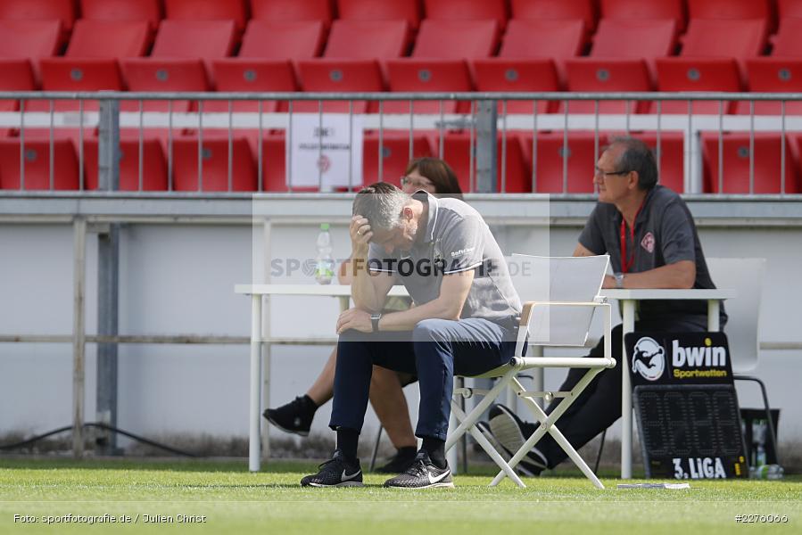 Frust, geknickt, enttäuscht, Jens Härtel, FLYERALARM Arena, Würzburg, 27.06.2020, DFB, sport, action, Fussball, Juni 2020, 3. Liga, FC Hansa Rostock, FC Würzburger Kickers - Bild-ID: 2276066 Frust, geknickt, enttäuscht, Jens Härtel, FLYERALARM Arena, Würzburg, 27.06.2020, DFB, sport, action, Fussball, Juni 2020, 3. Liga, FC Hansa Rostock, FC Würzburger Kickers - Bild-ID: 2276066