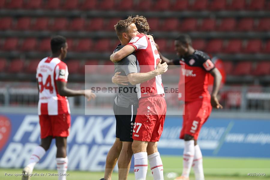 Michael Schiele, Sebastian Schuppan, FLYERALARM Arena, Würzburg, 27.06.2020, DFB, sport, action, Fussball, Juni 2020, 3. Liga, FC Hansa Rostock, FC Würzburger Kickers - Bild-ID: 2276090 Michael Schiele, Sebastian Schuppan, FLYERALARM Arena, Würzburg, 27.06.2020, DFB, sport, action, Fussball, Juni 2020, 3. Liga, FC Hansa Rostock, FC Würzburger Kickers - Bild-ID: 2276090