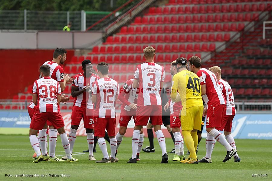 Ansporn, Einschwören, Mannschaftskreis, FLYERALARM Arena, Würzburg, 27.06.2020, DFB, sport, action, Fussball, Juni 2020, 3. Liga, FC Hansa Rostock, FC Würzburger Kickers - Bild-ID: 2276115
