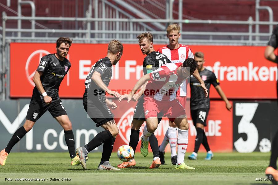 Janek Sternberg, Jan Washausen, Luca Pfeiffer, FLYERALARM Arena, Würzburg, 04.07.2020, DFB, sport, action, Fussball, Juli 2020, 3. Liga, Hallescher FC, FC Würzburger Kickers - Bild-ID: 2276307 Janek Sternberg, Jan Washausen, Luca Pfeiffer, FLYERALARM Arena, Würzburg, 04.07.2020, DFB, sport, action, Fussball, Juli 2020, 3. Liga, Hallescher FC, FC Würzburger Kickers - Bild-ID: 2276307