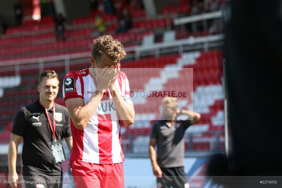Jubel, Erleichterung, Tränen, Sebastian Schuppan, FLYERALARM Arena, Würzburg, 04.07.2020, DFB, sport, action, Fussball, Juli 2020, 3. Liga, Hallescher FC, FC Würzburger Kickers - Bild-ID: 2276312 Jubel, Erleichterung, Tränen, Sebastian Schuppan, FLYERALARM Arena, Würzburg, 04.07.2020, DFB, sport, action, Fussball, Juli 2020, 3. Liga, Hallescher FC, FC Würzburger Kickers - Bild-ID: 2276312
