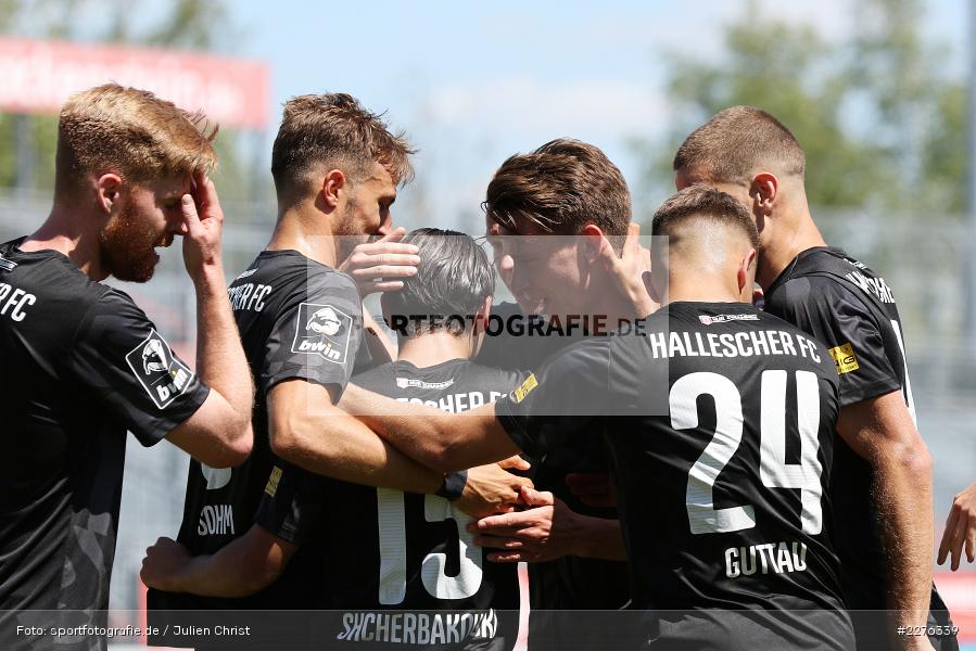 Jan Shcherbakovski, Julian Guttau, Anthony Syhre, Pascal Sohm, FLYERALARM Arena, Würzburg, 04.07.2020, DFB, sport, action, Fussball, Juli 2020, 3. Liga, Hallescher FC, FC Würzburger Kickers - Bild-ID: 2276339