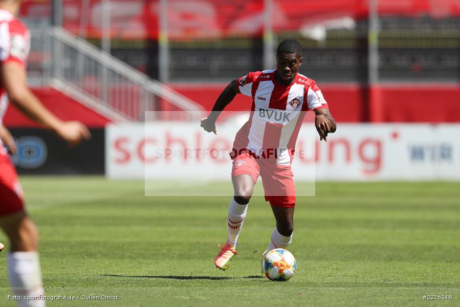 Leroy Kwadwo, FLYERALARM Arena, Würzburg, 04.07.2020, DFB, sport, action, Fussball, Juli 2020, 3. Liga, Hallescher FC, FC Würzburger Kickers - Bild-ID: 2276348