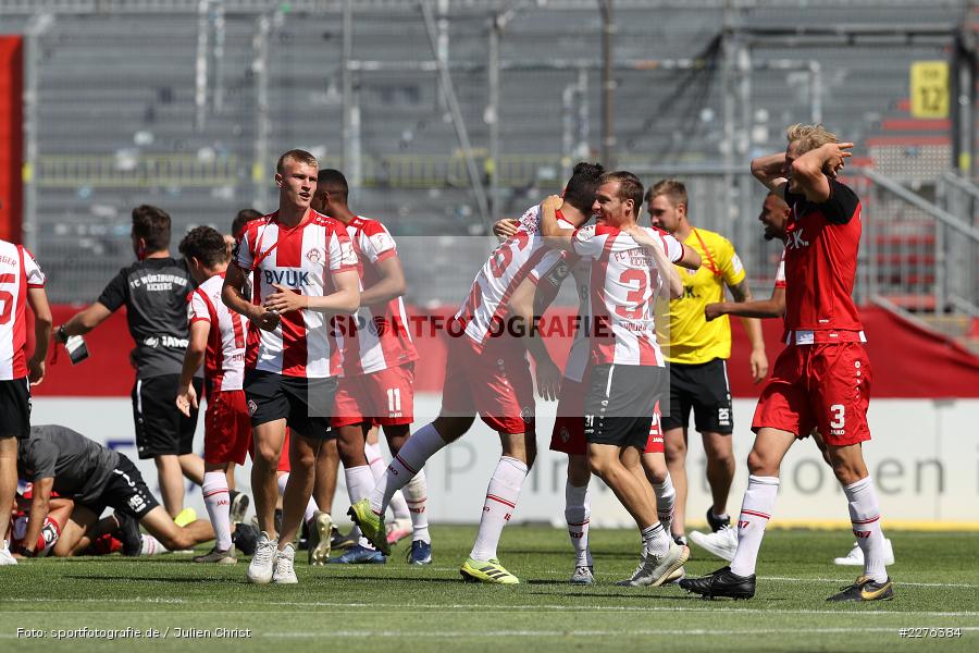 Niklas Hoffmann, Luca Pfeiffer, Dominik Widemann, FLYERALARM Arena, Würzburg, 04.07.2020, DFB, sport, action, Fussball, Juli 2020, 3. Liga, Hallescher FC, FC Würzburger Kickers - Bild-ID: 2276384 Niklas Hoffmann, Luca Pfeiffer, Dominik Widemann, FLYERALARM Arena, Würzburg, 04.07.2020, DFB, sport, action, Fussball, Juli 2020, 3. Liga, Hallescher FC, FC Würzburger Kickers - Bild-ID: 2276384