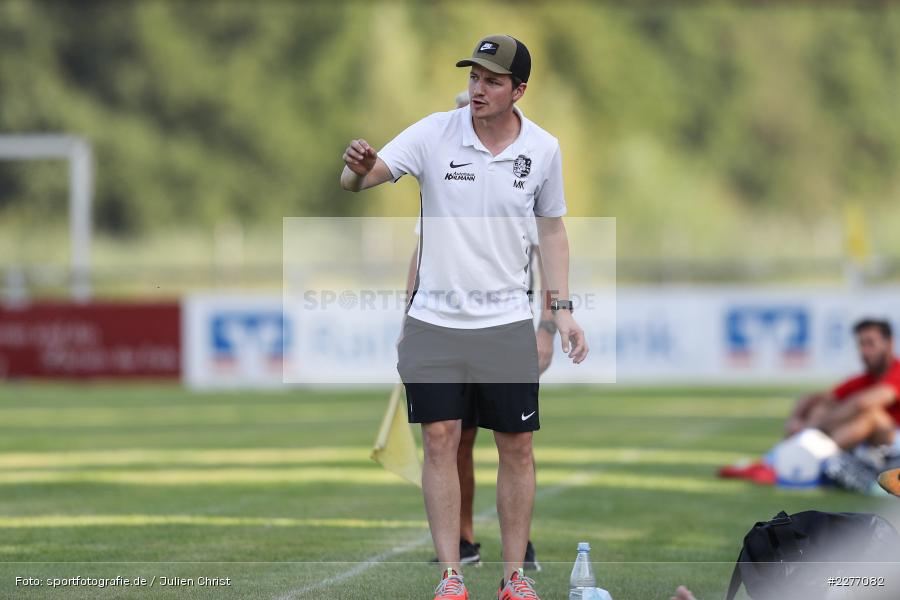 gibt Anweisungen, Trainer, Markus Köhler, Bayernliga Nord, Landesliga Nordwest, 08.08.2020, Landesfreundschaftsspiele, SV Vatan Spor Aschaffenburg, TSV Karlburg - Bild-ID: 2277082