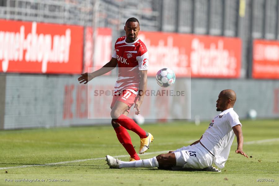 Louis Samson, Saliou Sané, FLYERALARM Arena, Würzburg, 19.09.2020, DFL, sport, action, Fussball, Deutschland, September 2020, Saison 2020/2021, Bundesliga, 2. Bundesliga, FC Erzgebirge Aue, FC Würzburger Kickers - Bild-ID: 2279442 Louis Samson, Saliou Sané, FLYERALARM Arena, Würzburg, 19.09.2020, DFL, sport, action, Fussball, Deutschland, September 2020, Saison 2020/2021, Bundesliga, 2. Bundesliga, FC Erzgebirge Aue, FC Würzburger Kickers - Bild-ID: 2279442