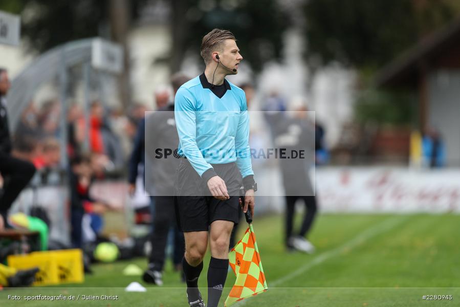 Niels Venus, Schiedsrichter, Sportgelände, Karlburg, 03.10.2020, sport, action, Fussball, Bayernliga Nord, Oktober 2020, DJK Vilzing, TSV Karlburg - Bild-ID: 2280943