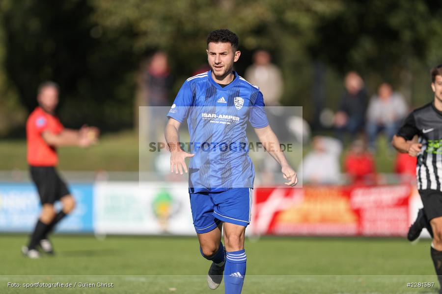 Adrian Istrefi, sport, action, TSV Retzbach, TSV Lohr, Sportgelände, Retzbach, Oktober 2020, Fussball, DFB, Bezirksliga Unterfranken, 04.10.2020 - Bild-ID: 2281387 Adrian Istrefi, sport, action, TSV Retzbach, TSV Lohr, Sportgelände, Retzbach, Oktober 2020, Fussball, DFB, Bezirksliga Unterfranken, 04.10.2020 - Bild-ID: 2281387