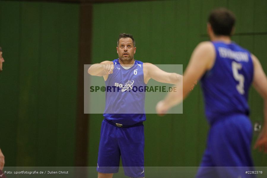 Andre Maier, Erwin-Ammann-Halle, Karlstadt, 10.10.2020, sport, action, Saison, Halle, Deutschland, Oktober 2020, Bezirksklasse, Basketball, DJK Schweinfurt 2, TSV Karlstadt - Bild-ID: 2282378 Andre Maier, Erwin-Ammann-Halle, Karlstadt, 10.10.2020, sport, action, Saison, Halle, Deutschland, Oktober 2020, Bezirksklasse, Basketball, DJK Schweinfurt 2, TSV Karlstadt - Bild-ID: 2282378