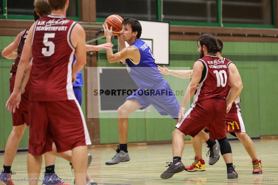 Christian Müller, Erwin-Ammann-Halle, Karlstadt, 10.10.2020, sport, action, Saison, Halle, Deutschland, Oktober 2020, Bezirksklasse, Basketball, DJK Schweinfurt 2, TSV Karlstadt - Bild-ID: 2282466 Christian Müller, Erwin-Ammann-Halle, Karlstadt, 10.10.2020, sport, action, Saison, Halle, Deutschland, Oktober 2020, Bezirksklasse, Basketball, DJK Schweinfurt 2, TSV Karlstadt - Bild-ID: 2282466
