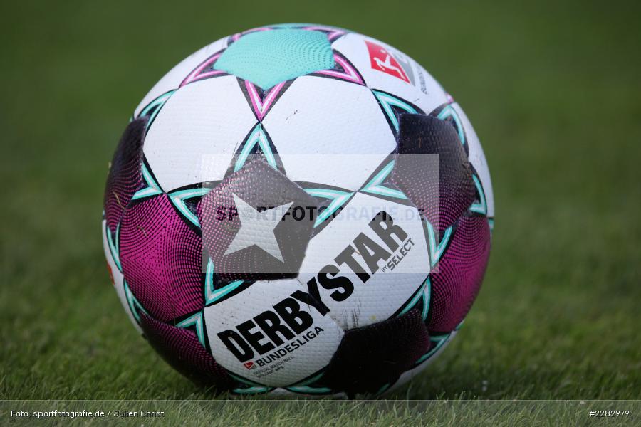 Nah, Ball, Rasen, Derbystar by Select, Symbolbild, FLYERALARM Arena, Würzburg, 18.10.2020, sport, action, Saison 2020/2021, soccer, sports, 2. Bundesliga, Deutschland, Oktober 2020, KSV, Holstein Kiel, FC Würzburger Kickers - Bild-ID: 2282979 Nah, Ball, Rasen, Derbystar by Select, Symbolbild, FLYERALARM Arena, Würzburg, 18.10.2020, sport, action, Saison 2020/2021, soccer, sports, 2. Bundesliga, Deutschland, Oktober 2020, KSV, Holstein Kiel, FC Würzburger Kickers - Bild-ID: 2282979
