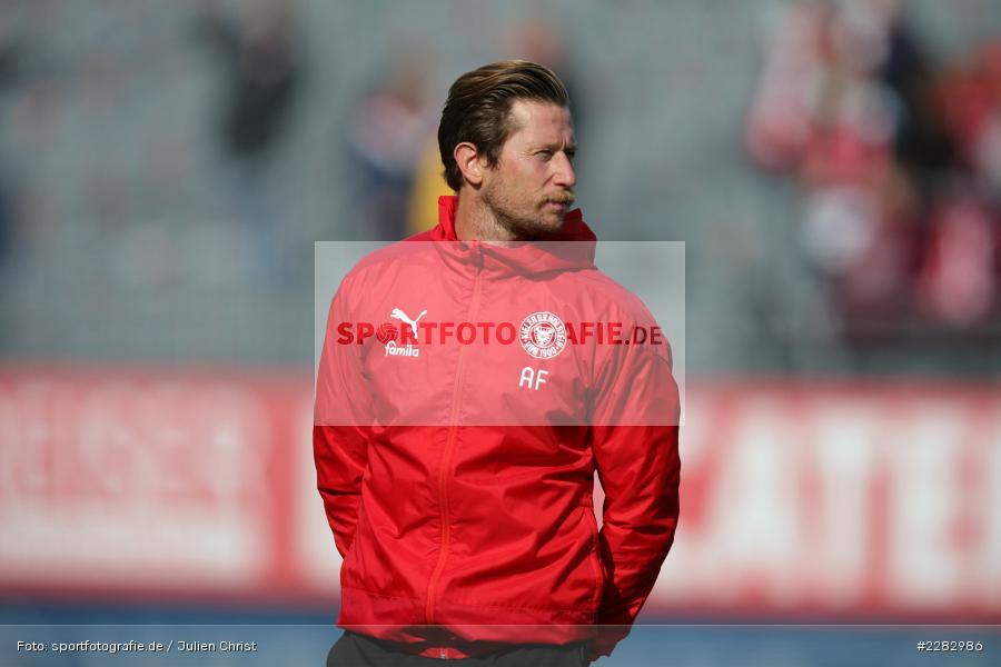 Athletiktrainer, Dr. Andre Filipovic, FLYERALARM Arena, Würzburg, 18.10.2020, sport, action, Saison 2020/2021, soccer, sports, 2. Bundesliga, Deutschland, Oktober 2020, KSV, Holstein Kiel, FC Würzburger Kickers - Bild-ID: 2282986 Athletiktrainer, Dr. Andre Filipovic, FLYERALARM Arena, Würzburg, 18.10.2020, sport, action, Saison 2020/2021, soccer, sports, 2. Bundesliga, Deutschland, Oktober 2020, KSV, Holstein Kiel, FC Würzburger Kickers - Bild-ID: 2282986