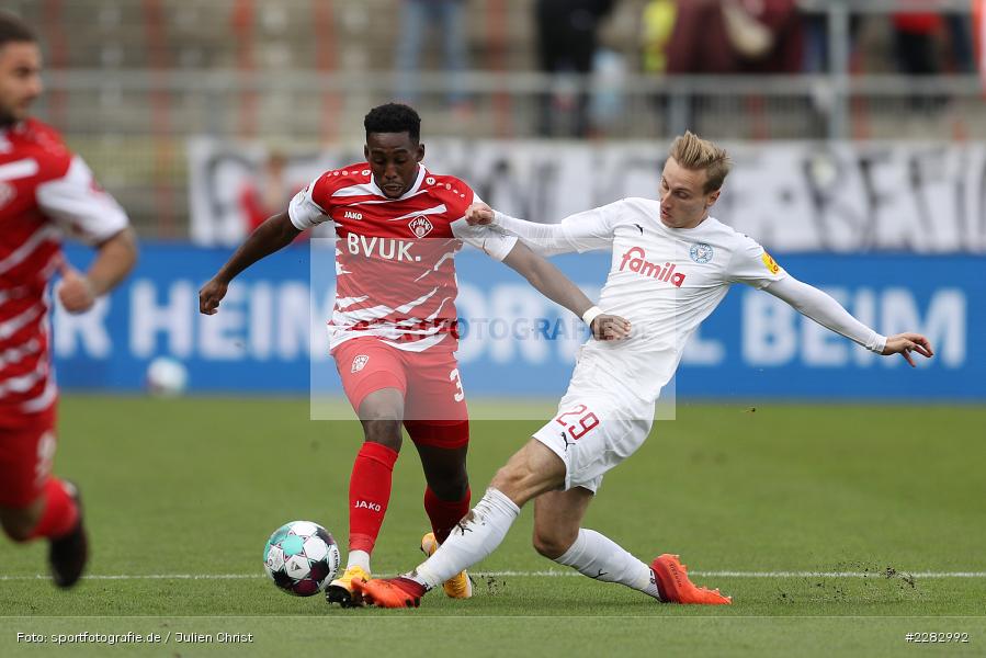 Zweikampf, tackle, Joshua Mees, Frank Ronstadt, FLYERALARM Arena, Würzburg, 18.10.2020, sport, action, Saison 2020/2021, soccer, sports, 2. Bundesliga, Deutschland, Oktober 2020, KSV, Holstein Kiel, FC Würzburger Kickers - Bild-ID: 2282992 Zweikampf, tackle, Joshua Mees, Frank Ronstadt, FLYERALARM Arena, Würzburg, 18.10.2020, sport, action, Saison 2020/2021, soccer, sports, 2. Bundesliga, Deutschland, Oktober 2020, KSV, Holstein Kiel, FC Würzburger Kickers - Bild-ID: 2282992