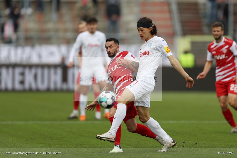 Jae-sung Lee, Mitja Lotric, FLYERALARM Arena, Würzburg, 18.10.2020, sport, action, Saison 2020/2021, soccer, sports, 2. Bundesliga, Deutschland, Oktober 2020, KSV, Holstein Kiel, FC Würzburger Kickers - Bild-ID: 2282994