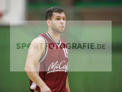 Fotos von TSV Karlstadt - DJK Schweinfurt 2 auf sportfotografie.de