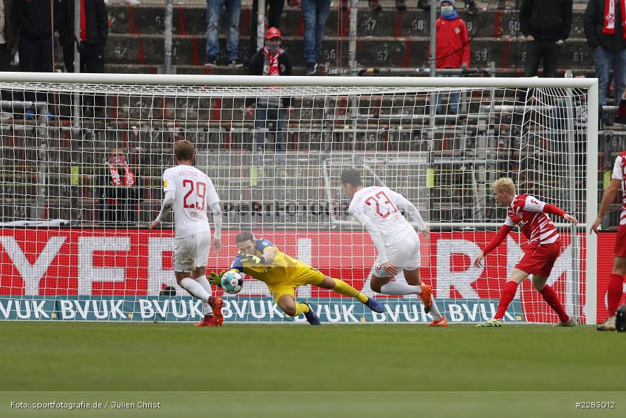 Janni Serra, Fabian Giefer, FLYERALARM Arena, Würzburg, 18.10.2020, sport, action, Saison 2020/2021, soccer, sports, 2. Bundesliga, Deutschland, Oktober 2020, KSV, Holstein Kiel, FC Würzburger Kickers - Bild-ID: 2283012 Janni Serra, Fabian Giefer, FLYERALARM Arena, Würzburg, 18.10.2020, sport, action, Saison 2020/2021, soccer, sports, 2. Bundesliga, Deutschland, Oktober 2020, KSV, Holstein Kiel, FC Würzburger Kickers - Bild-ID: 2283012