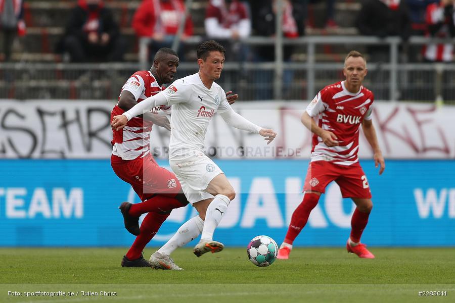 Fabian Reese, Douglas Franco Teixeira, FLYERALARM Arena, Würzburg, 18.10.2020, sport, action, Saison 2020/2021, soccer, sports, 2. Bundesliga, Deutschland, Oktober 2020, KSV, Holstein Kiel, FC Würzburger Kickers - Bild-ID: 2283014 Fabian Reese, Douglas Franco Teixeira, FLYERALARM Arena, Würzburg, 18.10.2020, sport, action, Saison 2020/2021, soccer, sports, 2. Bundesliga, Deutschland, Oktober 2020, KSV, Holstein Kiel, FC Würzburger Kickers - Bild-ID: 2283014