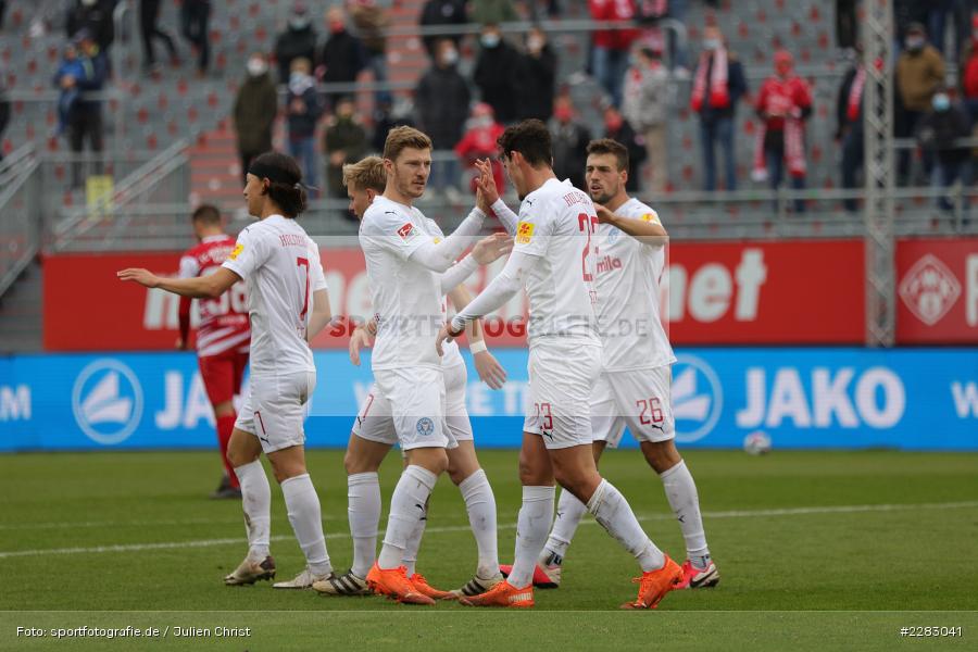 Jonas Meffert, Jae-sung Lee, Janni Serra, Torjubel, FLYERALARM Arena, Würzburg, 18.10.2020, sport, action, Saison 2020/2021, soccer, sports, 2. Bundesliga, Deutschland, Oktober 2020, KSV, Holstein Kiel, FC Würzburger Kickers - Bild-ID: 2283041 Jonas Meffert, Jae-sung Lee, Janni Serra, Torjubel, FLYERALARM Arena, Würzburg, 18.10.2020, sport, action, Saison 2020/2021, soccer, sports, 2. Bundesliga, Deutschland, Oktober 2020, KSV, Holstein Kiel, FC Würzburger Kickers - Bild-ID: 2283041