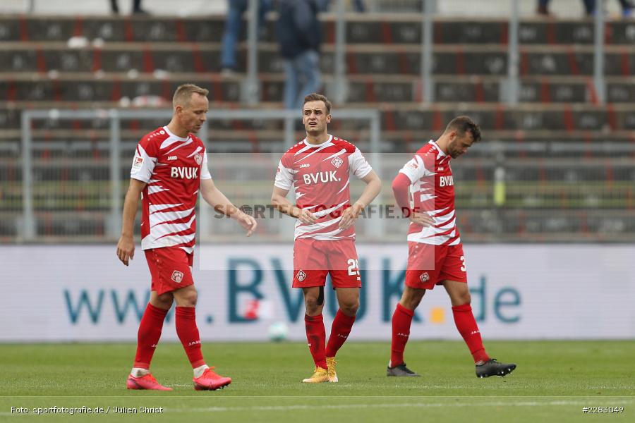 Niederlage, Geknickt, Enttäuscht, Arne Feick, David Kopacz, Robert Herrmann, FLYERALARM Arena, Würzburg, 18.10.2020, sport, action, Saison 2020/2021, soccer, sports, 2. Bundesliga, Deutschland, Oktober 2020, KSV, Holstein Kiel, FC Würzburger Kickers - Bild-ID: 2283049 Niederlage, Geknickt, Enttäuscht, Arne Feick, David Kopacz, Robert Herrmann, FLYERALARM Arena, Würzburg, 18.10.2020, sport, action, Saison 2020/2021, soccer, sports, 2. Bundesliga, Deutschland, Oktober 2020, KSV, Holstein Kiel, FC Würzburger Kickers - Bild-ID: 2283049