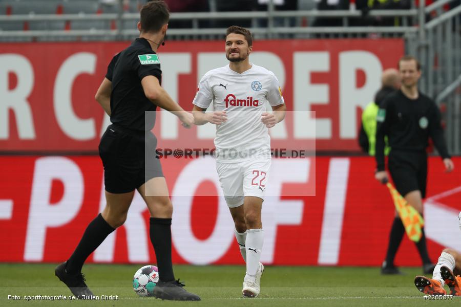 Aleksandar Ignjovski, FLYERALARM Arena, Würzburg, 18.10.2020, sport, action, Saison 2020/2021, soccer, sports, 2. Bundesliga, Deutschland, Oktober 2020, KSV, Holstein Kiel, FC Würzburger Kickers - Bild-ID: 2283077 Aleksandar Ignjovski, FLYERALARM Arena, Würzburg, 18.10.2020, sport, action, Saison 2020/2021, soccer, sports, 2. Bundesliga, Deutschland, Oktober 2020, KSV, Holstein Kiel, FC Würzburger Kickers - Bild-ID: 2283077