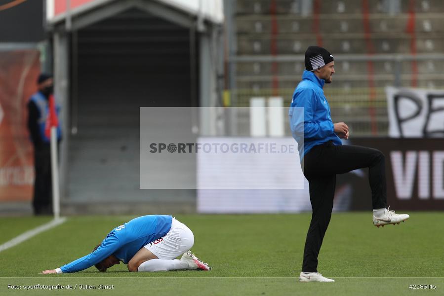am Boden, Figur, Aufwärmen, FLYERALARM Arena, Würzburg, 18.10.2020, sport, action, Saison 2020/2021, soccer, sports, 2. Bundesliga, Deutschland, Oktober 2020, KSV, Holstein Kiel, FC Würzburger Kickers - Bild-ID: 2283116 am Boden, Figur, Aufwärmen, FLYERALARM Arena, Würzburg, 18.10.2020, sport, action, Saison 2020/2021, soccer, sports, 2. Bundesliga, Deutschland, Oktober 2020, KSV, Holstein Kiel, FC Würzburger Kickers - Bild-ID: 2283116