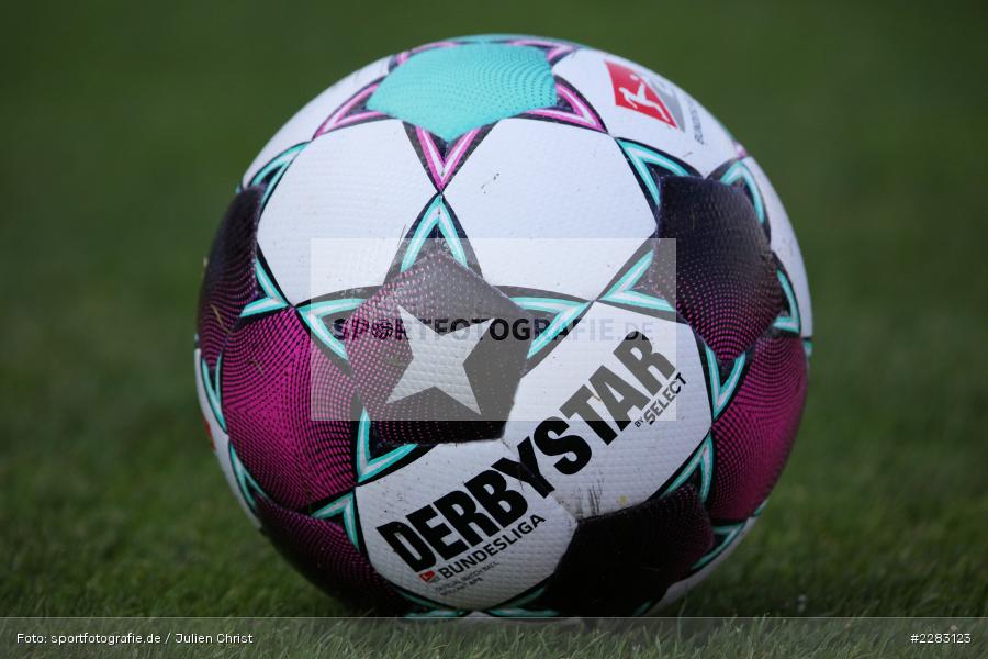 Nah, Ball, Rasen, Derbystar by Select, Symbolbild, FLYERALARM Arena, Würzburg, 18.10.2020, sport, action, Saison 2020/2021, soccer, sports, 2. Bundesliga, Deutschland, Oktober 2020, KSV, Holstein Kiel, FC Würzburger Kickers - Bild-ID: 2283123 Nah, Ball, Rasen, Derbystar by Select, Symbolbild, FLYERALARM Arena, Würzburg, 18.10.2020, sport, action, Saison 2020/2021, soccer, sports, 2. Bundesliga, Deutschland, Oktober 2020, KSV, Holstein Kiel, FC Würzburger Kickers - Bild-ID: 2283123
