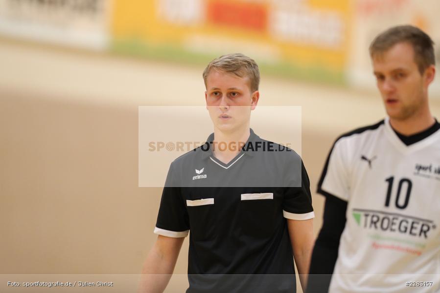 Schiedsrichter, Julius Thomas, Raiffeisen-Sporthalle, Thüngersheim, 18.10.2020, sport, action, Saison 2020/2021, Handball, sports, Bezirksliga Herren, Deutschland, Oktober 2020, TSV Karlstadt, HSV Thüngersheim - Bild-ID: 2283157
