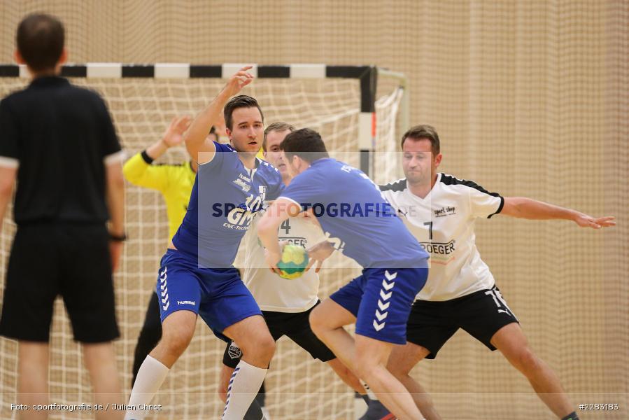Christian Schön, Andreas Obert, Sebastian Klüpfel, Michael Lutz, Raiffeisen-Sporthalle, Thüngersheim, 18.10.2020, sport, action, Saison 2020/2021, Handball, sports, Bezirksliga Herren, Deutschland, Oktober 2020, TSV Karlstadt, HSV Thüngersheim - Bild-ID: 2283183 Christian Schön, Andreas Obert, Sebastian Klüpfel, Michael Lutz, Raiffeisen-Sporthalle, Thüngersheim, 18.10.2020, sport, action, Saison 2020/2021, Handball, sports, Bezirksliga Herren, Deutschland, Oktober 2020, TSV Karlstadt, HSV Thüngersheim - Bild-ID: 2283183