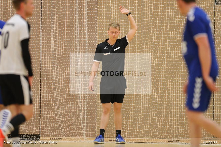 Schiedsrichter, Julius Thomas, Raiffeisen-Sporthalle, Thüngersheim, 18.10.2020, sport, action, Saison 2020/2021, Handball, sports, Bezirksliga Herren, Deutschland, Oktober 2020, TSV Karlstadt, HSV Thüngersheim - Bild-ID: 2283199 Schiedsrichter, Julius Thomas, Raiffeisen-Sporthalle, Thüngersheim, 18.10.2020, sport, action, Saison 2020/2021, Handball, sports, Bezirksliga Herren, Deutschland, Oktober 2020, TSV Karlstadt, HSV Thüngersheim - Bild-ID: 2283199