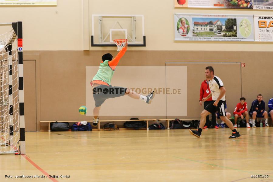 Christian Dunst, Raiffeisen-Sporthalle, Thüngersheim, 18.10.2020, sport, action, Saison 2020/2021, Handball, sports, Bezirksliga Herren, Deutschland, Oktober 2020, TSV Karlstadt, HSV Thüngersheim - Bild-ID: 2283265 Christian Dunst, Raiffeisen-Sporthalle, Thüngersheim, 18.10.2020, sport, action, Saison 2020/2021, Handball, sports, Bezirksliga Herren, Deutschland, Oktober 2020, TSV Karlstadt, HSV Thüngersheim - Bild-ID: 2283265
