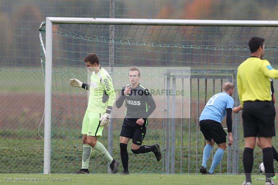 Daniel Meßner, sports, sport, soccer, action, TuS Aschaffenburg-Leider, TSV Retzbach, Sportgelände, Saison 2019/2020, Retzbach, Oktober 2020, Deutschland, Bezirksliga Unterfranken West, 18.10.2020 - Bild-ID: 2283290