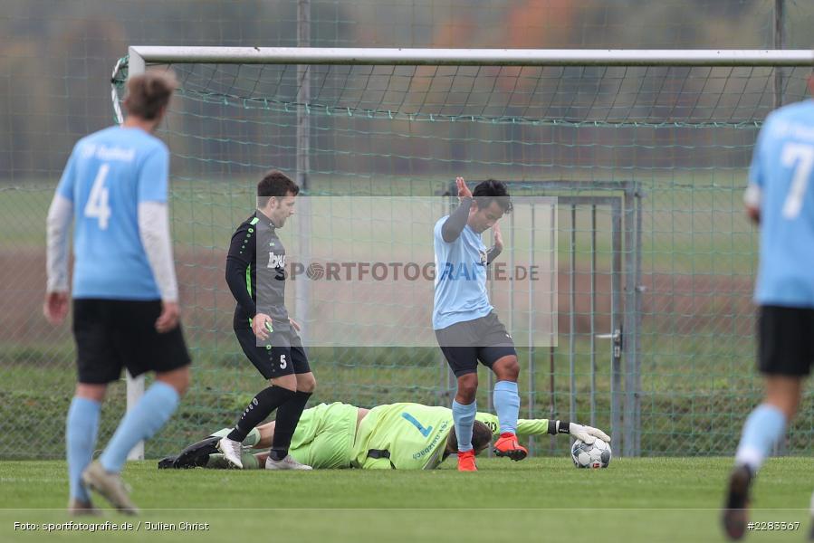 Sven Bolze, Thawatchai Pimsai, Felix Kühnlein, sports, sport, soccer, action, TuS Aschaffenburg-Leider, TSV Retzbach, Sportgelände, Saison 2019/2020, Retzbach, Oktober 2020, Deutschland, Bezirksliga Unterfranken West, 18.10.2020 - Bild-ID: 2283367 Sven Bolze, Thawatchai Pimsai, Felix Kühnlein, sports, sport, soccer, action, TuS Aschaffenburg-Leider, TSV Retzbach, Sportgelände, Saison 2019/2020, Retzbach, Oktober 2020, Deutschland, Bezirksliga Unterfranken West, 18.10.2020 - Bild-ID: 2283367