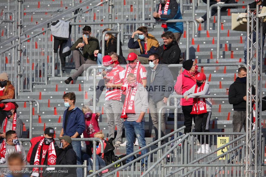 Covid 19, Corona-Pandemie, Zuschauer im Stadion, FLYERALARM Arena, Würzburg, 18.10.2020, sport, action, Saison 2020/2021, soccer, sports, 2. Bundesliga, Deutschland, Oktober 2020, KSV, Holstein Kiel, FC Würzburger Kickers - Bild-ID: 2283395 Covid 19, Corona-Pandemie, Zuschauer im Stadion, FLYERALARM Arena, Würzburg, 18.10.2020, sport, action, Saison 2020/2021, soccer, sports, 2. Bundesliga, Deutschland, Oktober 2020, KSV, Holstein Kiel, FC Würzburger Kickers - Bild-ID: 2283395