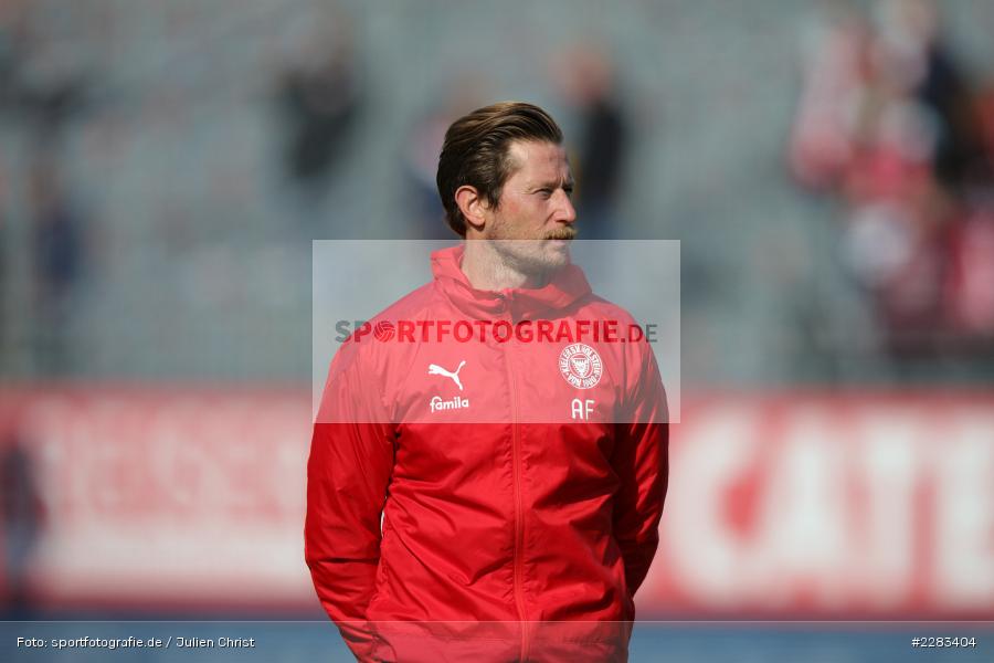 Athletiktrainer, Dr. Andre Filipovic, FLYERALARM Arena, Würzburg, 18.10.2020, sport, action, Saison 2020/2021, soccer, sports, 2. Bundesliga, Deutschland, Oktober 2020, KSV, Holstein Kiel, FC Würzburger Kickers - Bild-ID: 2283404