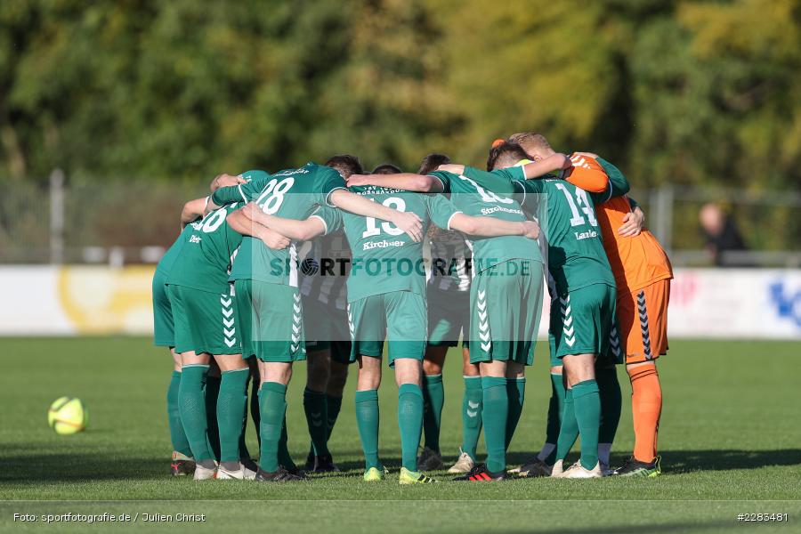 Mannschaftskreis, Sportgelände In der Au, Karlburg, 24.10.2020, BFV, sport, action, Fussball, Deutschland, Oktober 2020, Saison 2019/2020, Bayernliga Nord, TSV Grossbardorf, TSV Karlburg - Bild-ID: 2283481