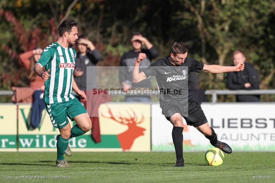 Benjamin Kaufmann, Sebastian Fries, Sportgelände In der Au, Karlburg, 24.10.2020, BFV, sport, action, Fussball, Deutschland, Oktober 2020, Saison 2019/2020, Bayernliga Nord, TSV Grossbardorf, TSV Karlburg - Bild-ID: 2283514