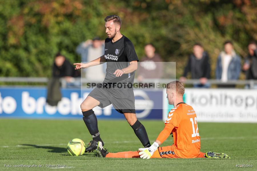 Justin Reichert, Sebastian Stumpf, Sportgelände In der Au, Karlburg, 24.10.2020, BFV, sport, action, Fussball, Deutschland, Oktober 2020, Saison 2019/2020, Bayernliga Nord, TSV Grossbardorf, TSV Karlburg - Bild-ID: 2283546 Justin Reichert, Sebastian Stumpf, Sportgelände In der Au, Karlburg, 24.10.2020, BFV, sport, action, Fussball, Deutschland, Oktober 2020, Saison 2019/2020, Bayernliga Nord, TSV Grossbardorf, TSV Karlburg - Bild-ID: 2283546