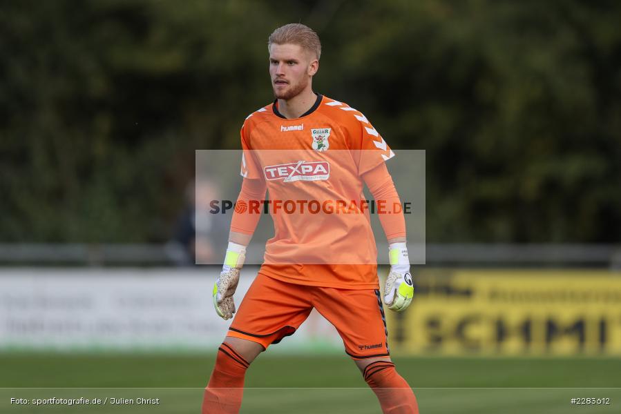 Torwart, Justin Reichert, Sportgelände In der Au, Karlburg, 24.10.2020, BFV, sport, action, Fussball, Deutschland, Oktober 2020, Saison 2019/2020, Bayernliga Nord, TSV Grossbardorf, TSV Karlburg - Bild-ID: 2283612