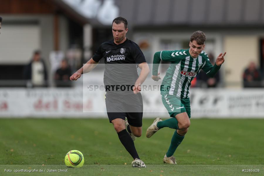 Julius Landeck, Maurice Kübert, Sportgelände In der Au, Karlburg, 24.10.2020, BFV, sport, action, Fussball, Deutschland, Oktober 2020, Saison 2019/2020, Bayernliga Nord, TSV Grossbardorf, TSV Karlburg - Bild-ID: 2283628