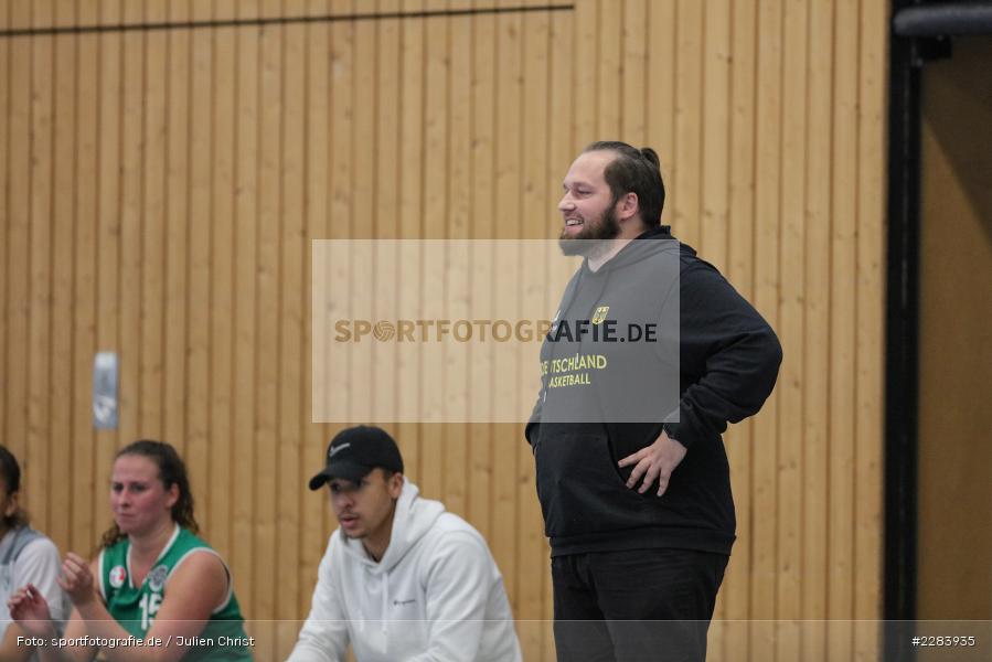 Coach, Manuel Theobald, Hans-Wilhelm-Renkhoff Halle, Marktheidenfeld, 25.10.2020, RBL, sport, action, Deutschland, Basketball, Regionalliga Damen HR-Nord, Oktober 2020, Saison 2020/2021, SC Kemmern 1930, TV Marktheidenfeld - Bild-ID: 2283935 Coach, Manuel Theobald, Hans-Wilhelm-Renkhoff Halle, Marktheidenfeld, 25.10.2020, RBL, sport, action, Deutschland, Basketball, Regionalliga Damen HR-Nord, Oktober 2020, Saison 2020/2021, SC Kemmern 1930, TV Marktheidenfeld - Bild-ID: 2283935