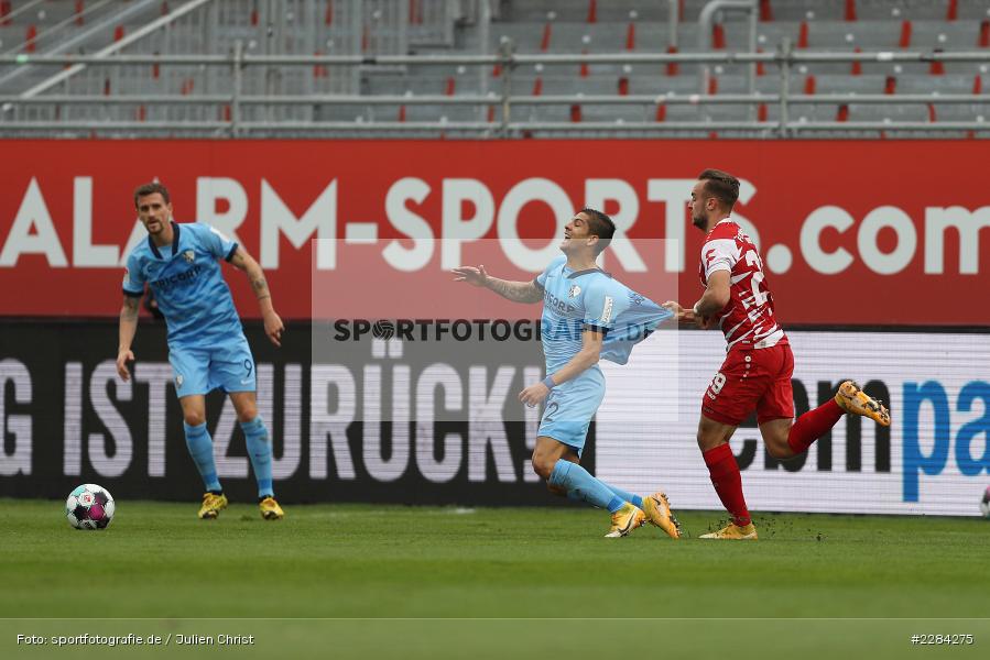 Taktik, Foul, Trikot Halten, Cristian Gamboa, David Kopacz, FLYERALARM Arena, Würzburg, 01.11.2020, DFL, sport, action, Fussball, Deutschland, November 2020, Saison 2020/2021, Bundesliga, 2. Bundesliga, VfL Bochum, FC Würzburger Kickers - Bild-ID: 2284275 Taktik, Foul, Trikot Halten, Cristian Gamboa, David Kopacz, FLYERALARM Arena, Würzburg, 01.11.2020, DFL, sport, action, Fussball, Deutschland, November 2020, Saison 2020/2021, Bundesliga, 2. Bundesliga, VfL Bochum, FC Würzburger Kickers - Bild-ID: 2284275