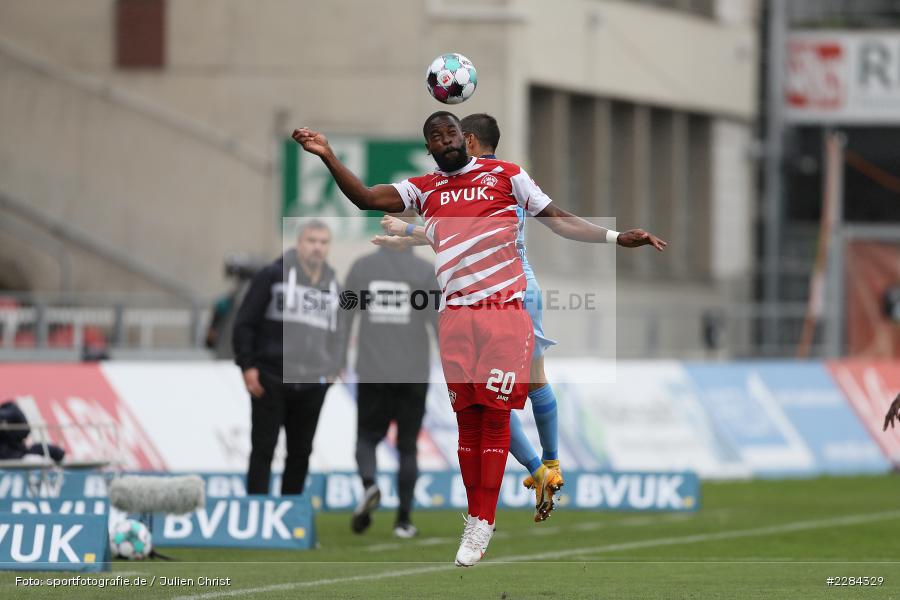 Cristian Gamboa, Ridge Munsy, FLYERALARM Arena, Würzburg, 01.11.2020, DFL, sport, action, Fussball, Deutschland, November 2020, Saison 2020/2021, Bundesliga, 2. Bundesliga, VfL Bochum, FC Würzburger Kickers - Bild-ID: 2284329