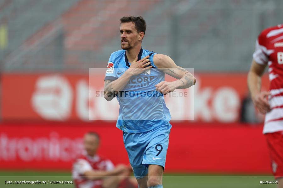 Torjubel, Simon Zoller, FLYERALARM Arena, Würzburg, 01.11.2020, DFL, sport, action, Fussball, Deutschland, November 2020, Saison 2020/2021, Bundesliga, 2. Bundesliga, VfL Bochum, FC Würzburger Kickers - Bild-ID: 2284335 Torjubel, Simon Zoller, FLYERALARM Arena, Würzburg, 01.11.2020, DFL, sport, action, Fussball, Deutschland, November 2020, Saison 2020/2021, Bundesliga, 2. Bundesliga, VfL Bochum, FC Würzburger Kickers - Bild-ID: 2284335