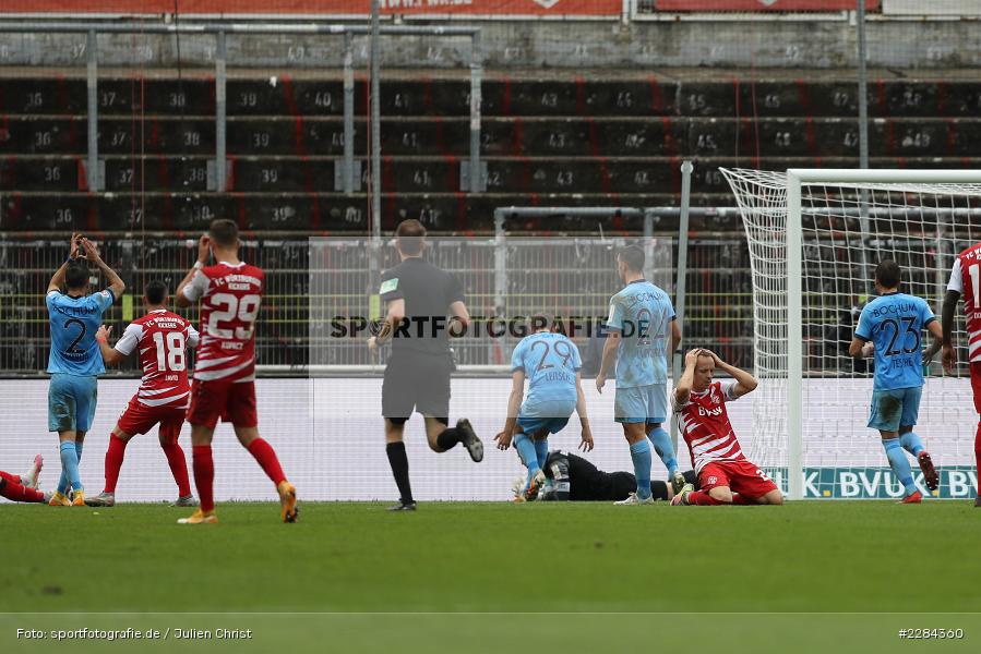 Spielszene, Jubel, Arne Feick, Manuel Riemann, FLYERALARM Arena, Würzburg, 01.11.2020, DFL, sport, action, Fussball, Deutschland, November 2020, Saison 2020/2021, Bundesliga, 2. Bundesliga, VfL Bochum, FC Würzburger Kickers - Bild-ID: 2284360 Spielszene, Jubel, Arne Feick, Manuel Riemann, FLYERALARM Arena, Würzburg, 01.11.2020, DFL, sport, action, Fussball, Deutschland, November 2020, Saison 2020/2021, Bundesliga, 2. Bundesliga, VfL Bochum, FC Würzburger Kickers - Bild-ID: 2284360