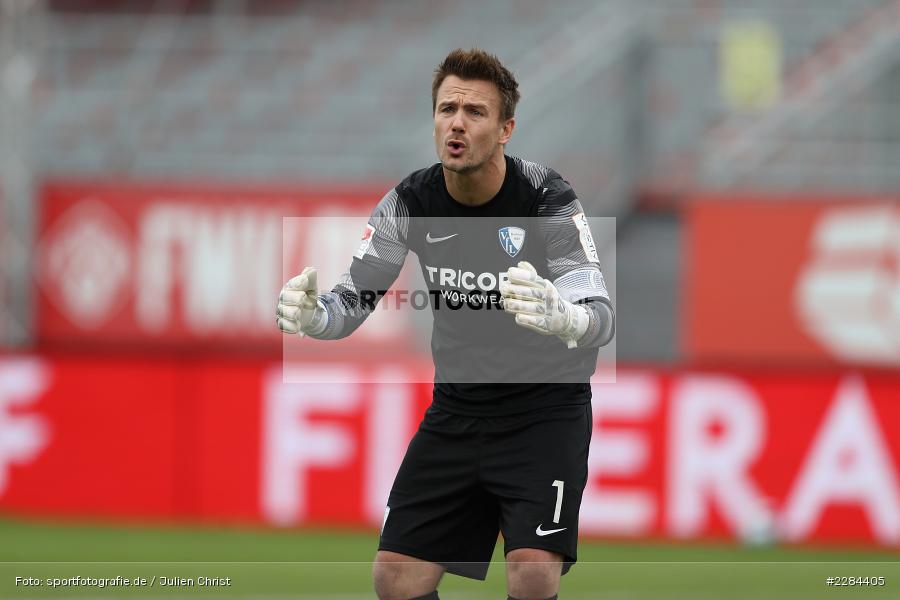 Torwart, Manuel Riemann, FLYERALARM Arena, Würzburg, 01.11.2020, DFL, sport, action, Fussball, Deutschland, November 2020, Saison 2020/2021, Bundesliga, 2. Bundesliga, VfL Bochum, FC Würzburger Kickers - Bild-ID: 2284405 Torwart, Manuel Riemann, FLYERALARM Arena, Würzburg, 01.11.2020, DFL, sport, action, Fussball, Deutschland, November 2020, Saison 2020/2021, Bundesliga, 2. Bundesliga, VfL Bochum, FC Würzburger Kickers - Bild-ID: 2284405
